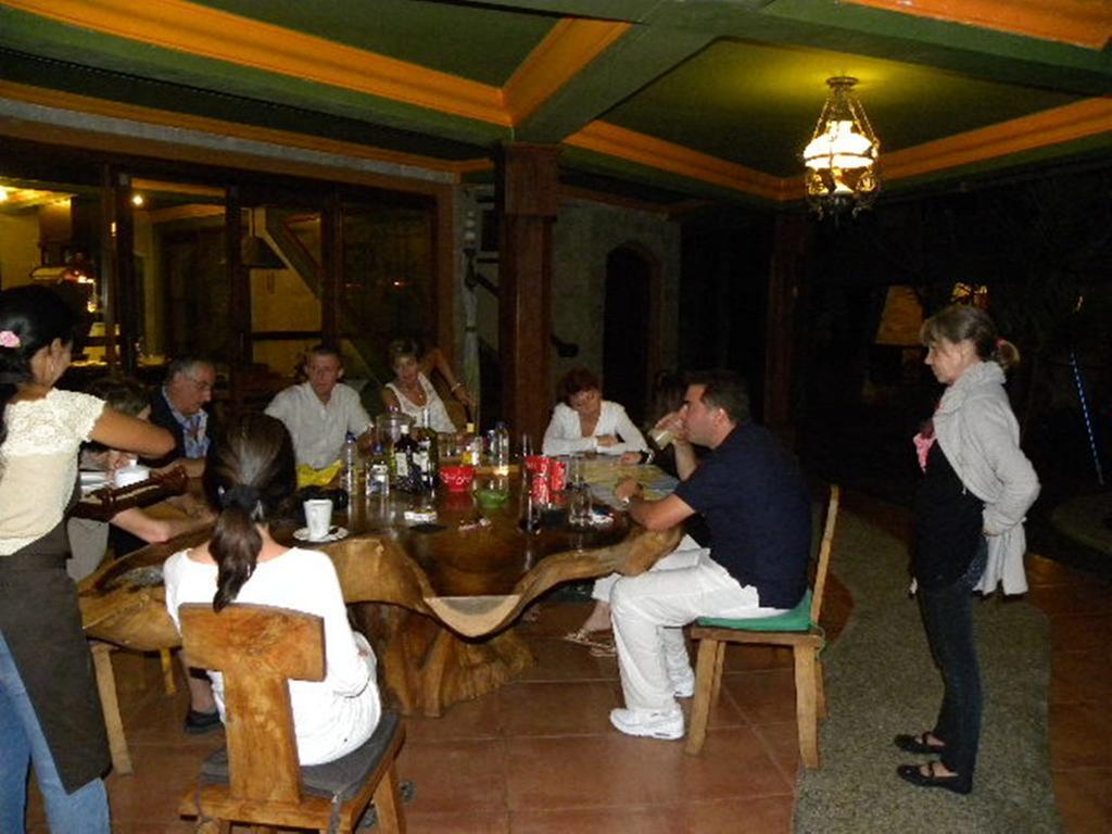Saudara Home Ubud Екстериор снимка
